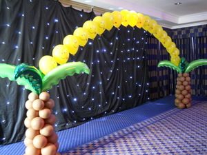 Balloons Decorating Service